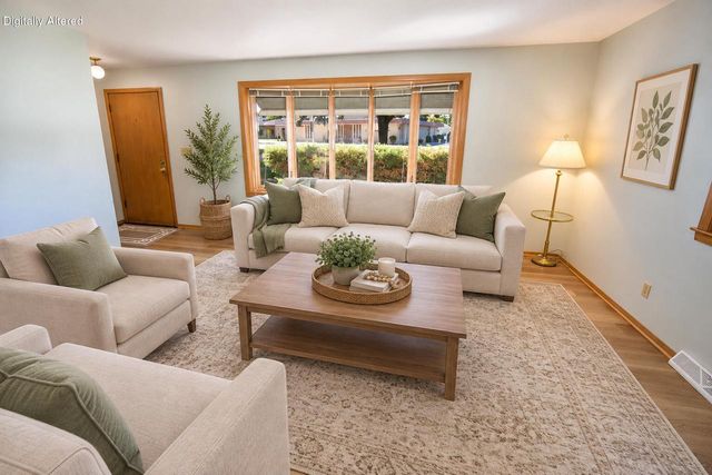 3262 S Whitnall AVENUE, Milwaukee, WI 53207