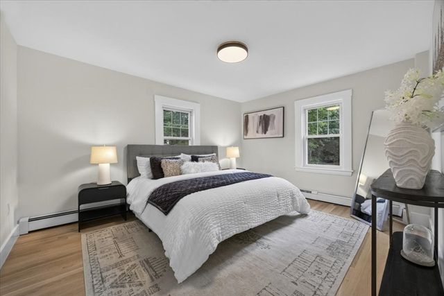 6 Hillside Ave, Woburn, MA 01801