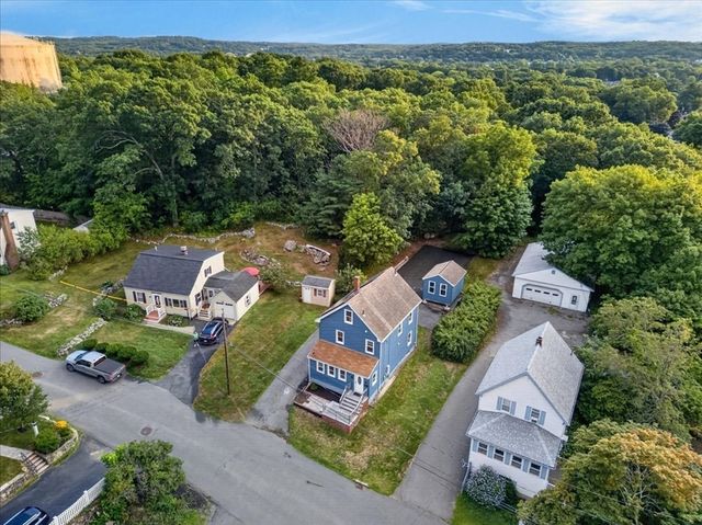 6 Hillside Ave, Woburn, MA 01801