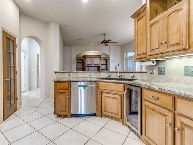 815 River View Drive, Norman, OK 73071