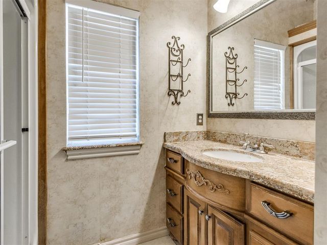 815 River View Drive, Norman, OK 73071