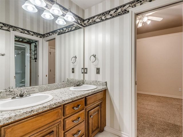 815 River View Drive, Norman, OK 73071