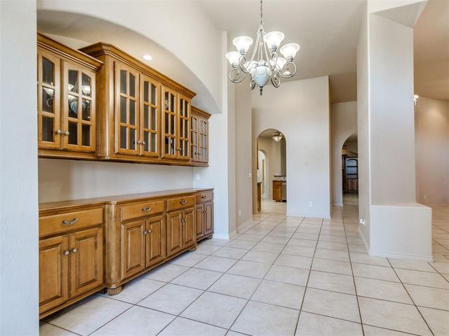 815 River View Drive, Norman, OK 73071