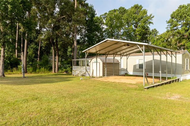 651 Harbor Point Drive, Trinity, TX 75862