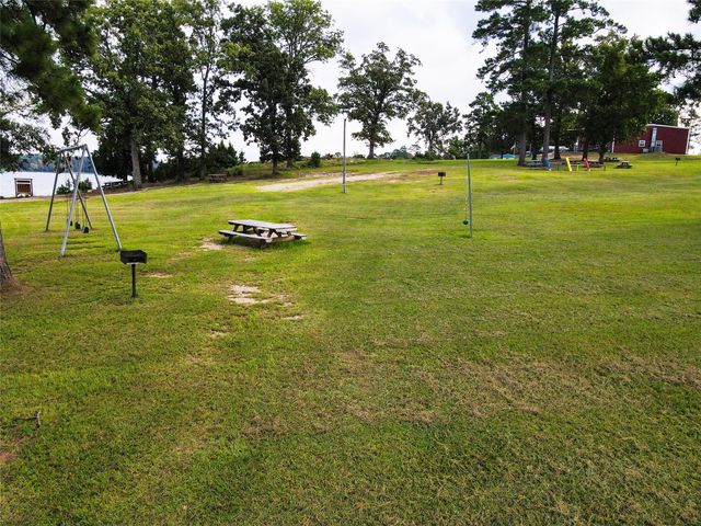 651 Harbor Point Drive, Trinity, TX 75862