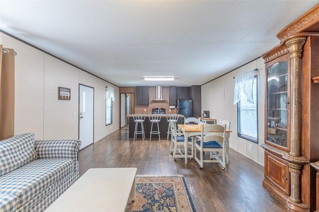 651 Harbor Point Drive, Trinity, TX 75862