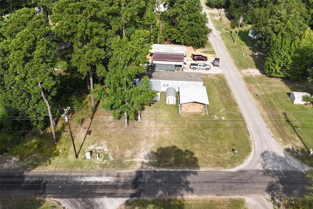 651 Harbor Point Drive, Trinity, TX 75862