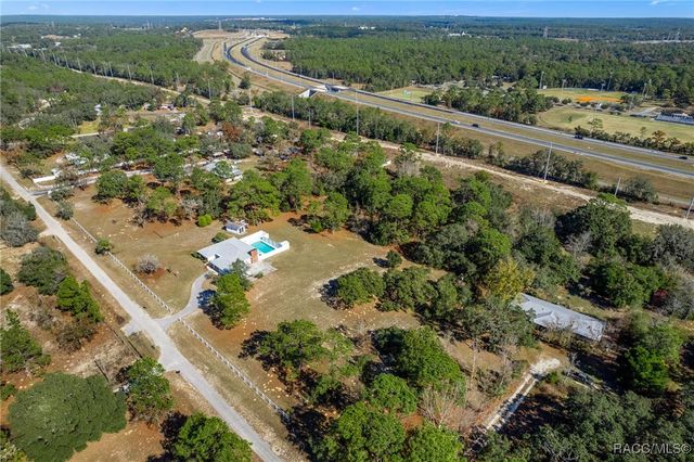 649 S West Bend Point, Lecanto, FL 34461