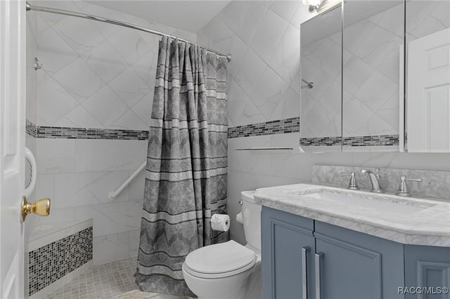 649 S West Bend Point, Lecanto, FL 34461