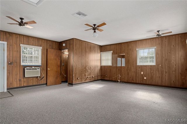 649 S West Bend Point, Lecanto, FL 34461