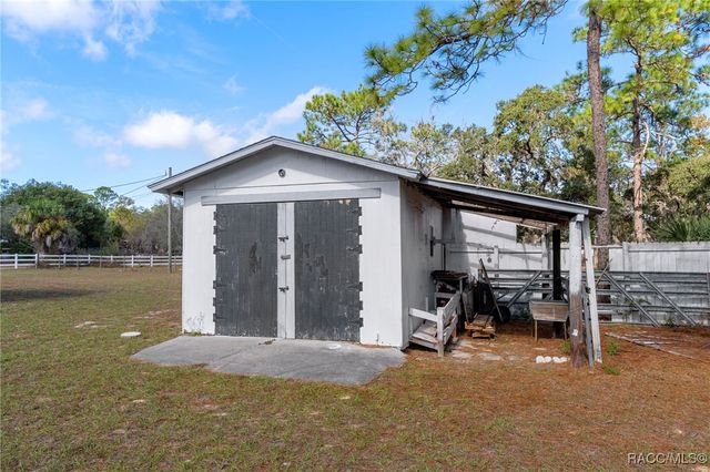 649 S West Bend Point, Lecanto, FL 34461
