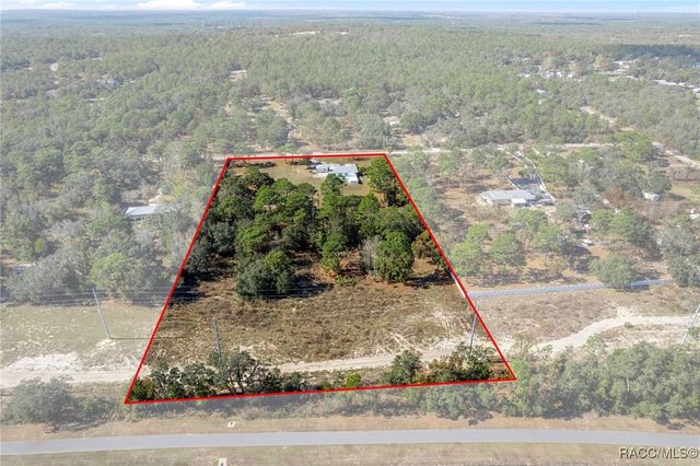 649 S West Bend Point, Lecanto, FL 34461