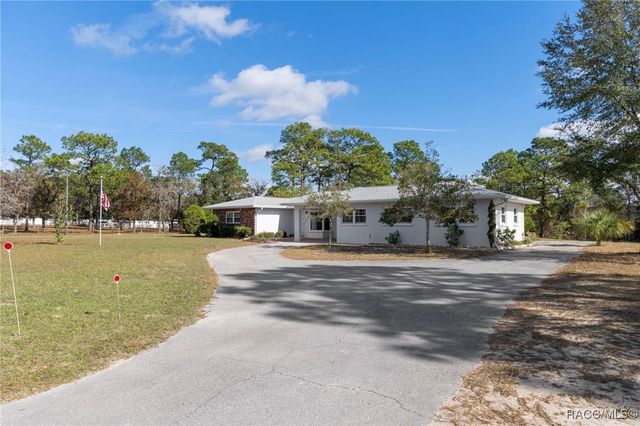 649 S West Bend Point, Lecanto, FL 34461