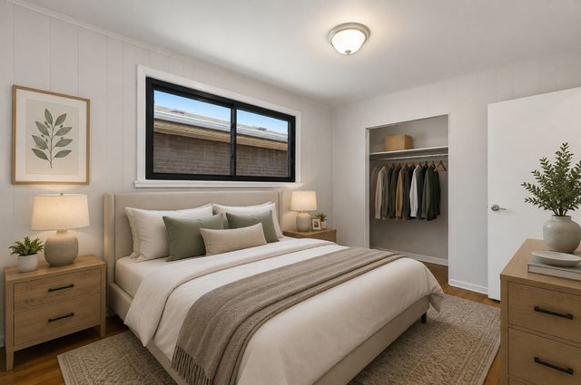2736 E 127th Street, Chicago, IL 60633