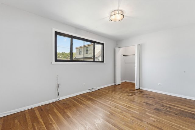 2736 E 127th Street, Chicago, IL 60633