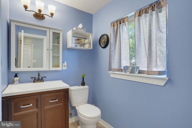 713 PEAR ST, Dover, DE 19904