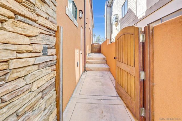 2636 38 Strand Way, San Diego, CA 92109