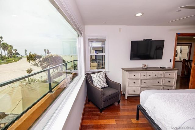 2636 38 Strand Way, San Diego, CA 92109