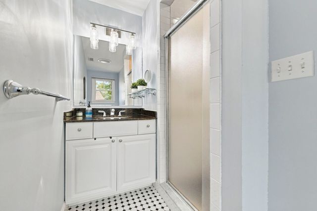 113 Watertown St 113, Watertown, MA 02472