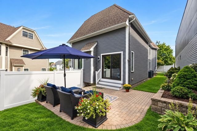 113 Watertown St 113, Watertown, MA 02472