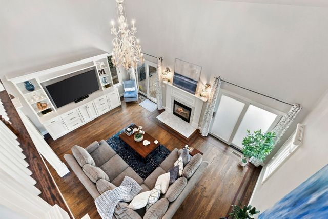 113 Watertown St 113, Watertown, MA 02472