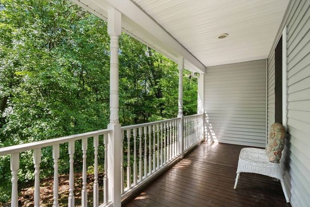 29 Delucia Way, North Andover, MA 01845