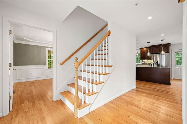 29 Delucia Way, North Andover, MA 01845