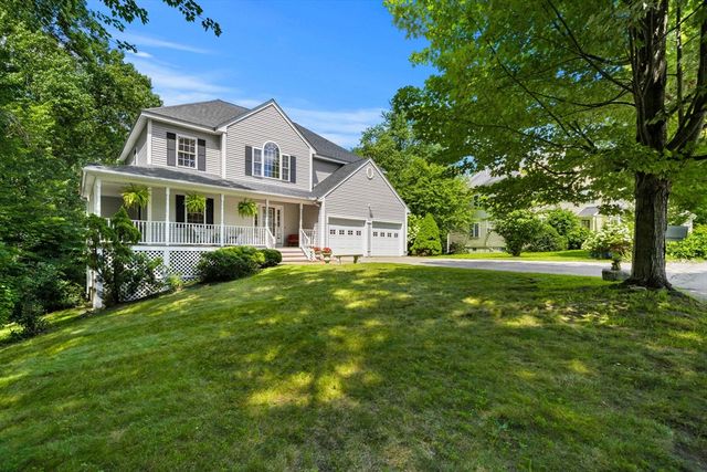 29 Delucia Way, North Andover, MA 01845