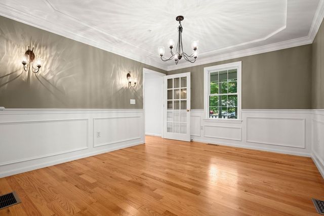29 Delucia Way, North Andover, MA 01845