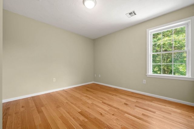 29 Delucia Way, North Andover, MA 01845