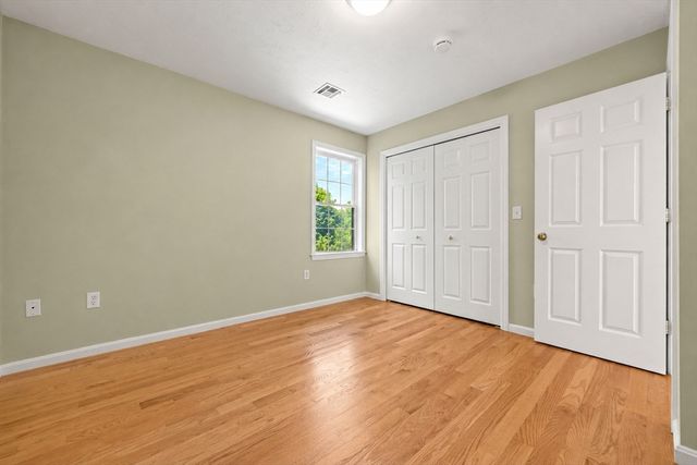 29 Delucia Way, North Andover, MA 01845