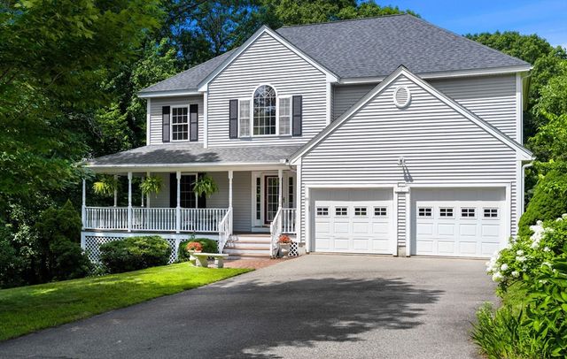 29 Delucia Way, North Andover, MA 01845