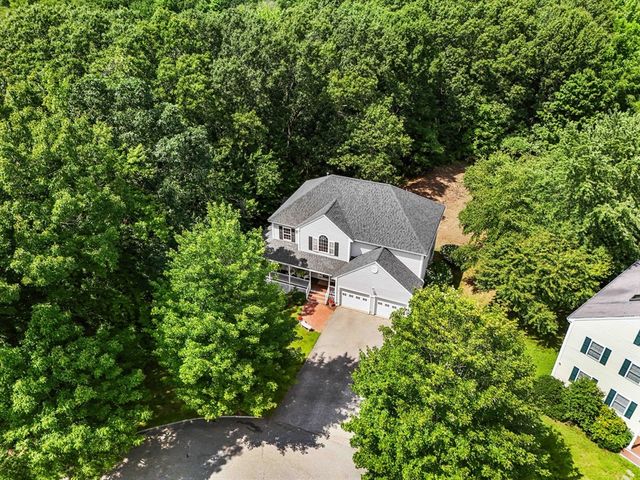 29 Delucia Way, North Andover, MA 01845