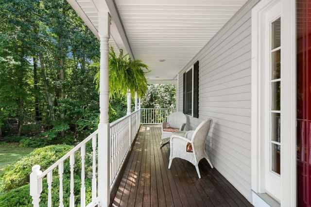 29 Delucia Way, North Andover, MA 01845