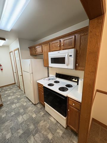 201 Brooke Castle Dr, Hermitage, TN 37076