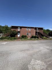 201 Brooke Castle Dr, Hermitage, TN 37076
