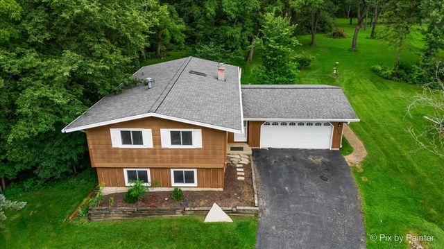6N365 Essex Avenue, St. Charles, IL 60174