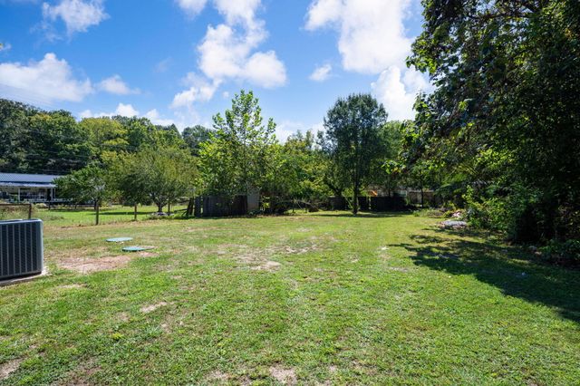 9005 W Ridge Trail Road, Soddy Daisy, TN 37379