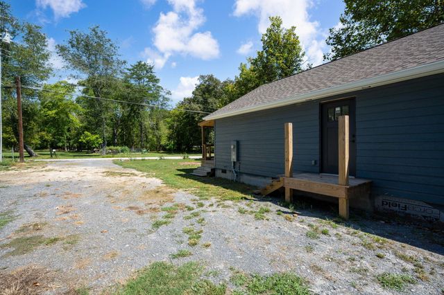 9005 W Ridge Trail Road, Soddy Daisy, TN 37379