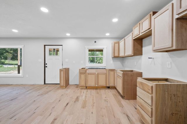 9005 W Ridge Trail Road, Soddy Daisy, TN 37379