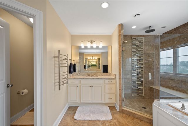 205 Welbourn Dr, Peters Twp, PA 15367