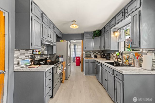 306 E I Street, Shelton, WA 98584