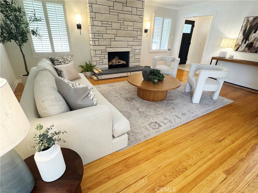 220 S Reese Place, Burbank, CA 91506 — photo 5