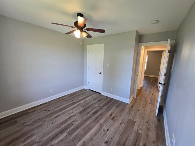 102 Butler Street, Savoy, TX 75479