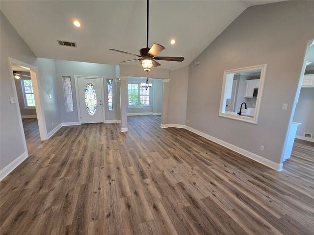 102 Butler Street, Savoy, TX 75479