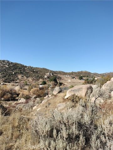 48750 Leaning Rock Court, Aguanga, CA 92536