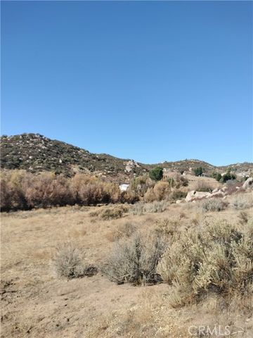 48750 Leaning Rock Court, Aguanga, CA 92536