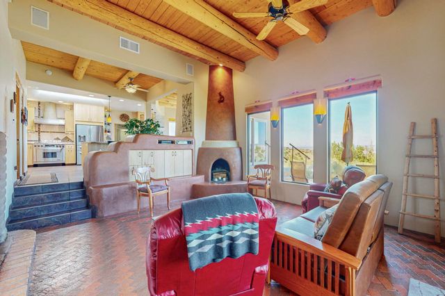 2 Sandhill Crane Circle, Placitas, NM 87043