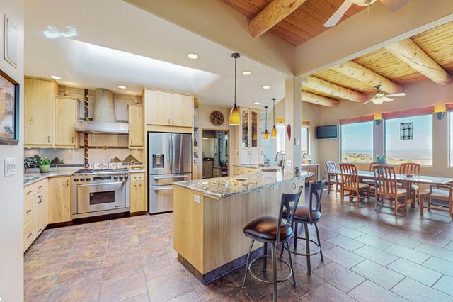 2 Sandhill Crane Circle, Placitas, NM 87043