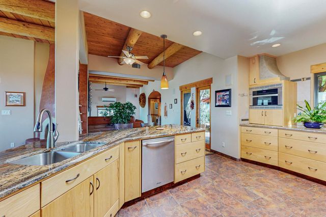 2 Sandhill Crane Circle, Placitas, NM 87043